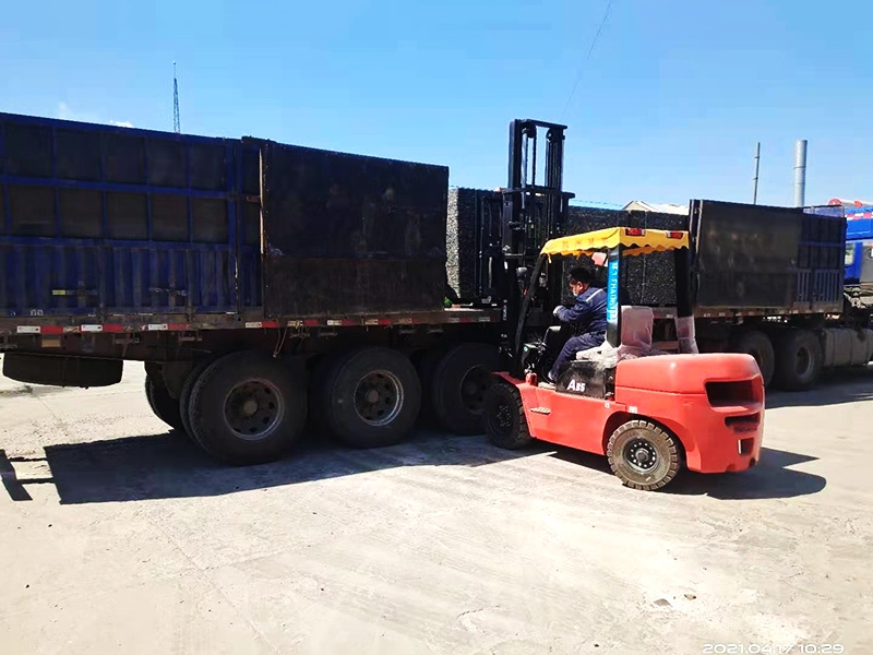 發(fā)貨現(xiàn)場(chǎng)