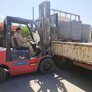 發(fā)貨現(xiàn)場(chǎng)